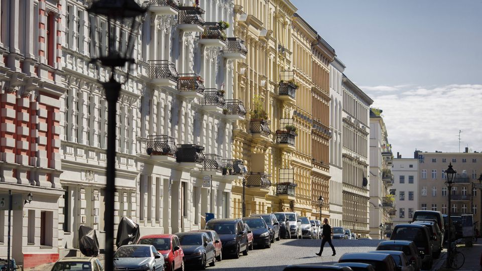 Hubertz Targets Rent Abuses, Vows ‘Fines That Hurt’