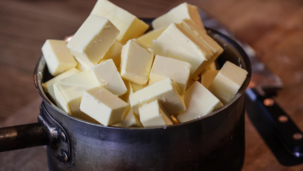Germany’s Big Grocers Slash Butter Prices to €1.59–€1.79