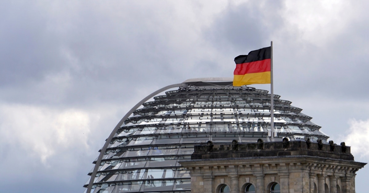 Germany Pledges Swift Energy Aid to Ukraine Ahead of Winter